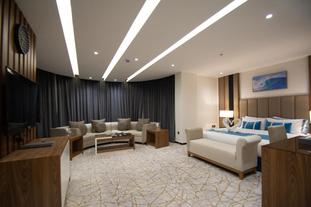 Golden Bujari Hotel - Diyafa Khamis Mushait Luaran gambar