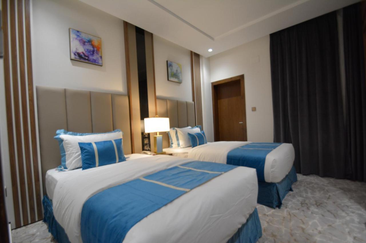 Golden Bujari Hotel - Diyafa Khamis Mushait Luaran gambar